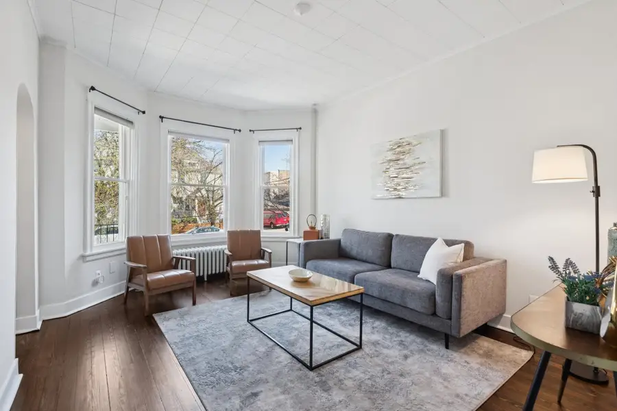 1619 W Bryn Mawr Avenue, Chicago, IL 60660 - #2