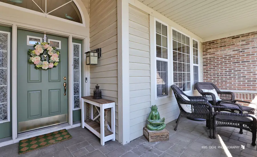 317 Sterling Circle, Cary, IL 60013 - #2