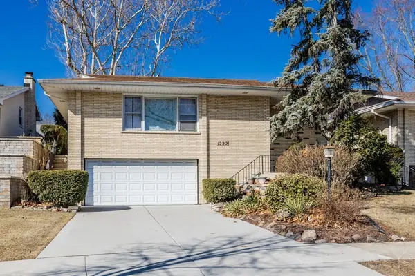 1222 Woodside Road, La Grange Park, IL 60526