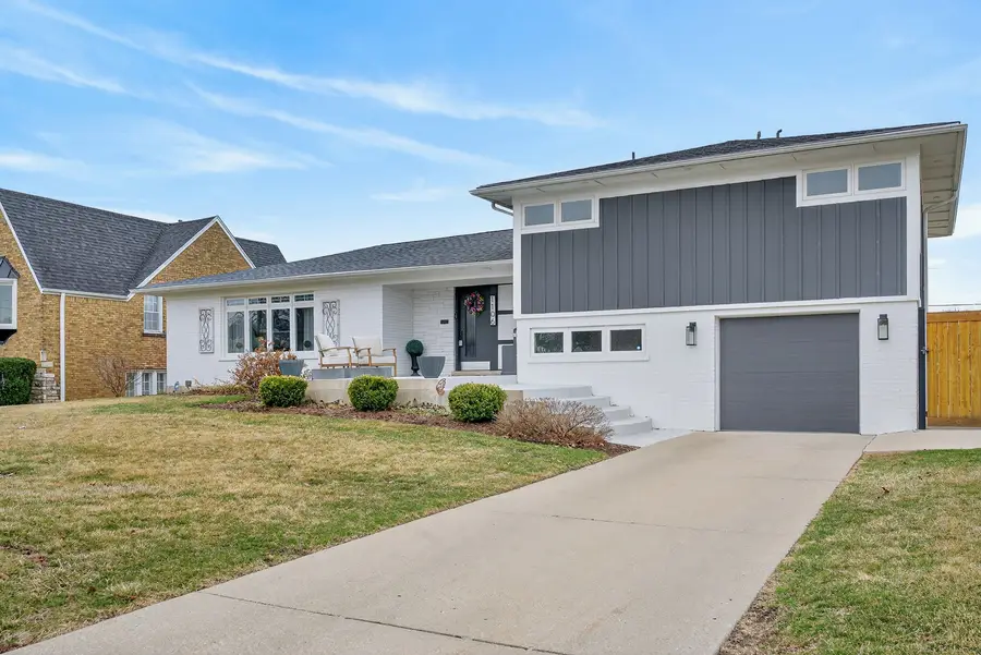 1106 N 13th Avenue, Melrose Park, IL 60160 - #2