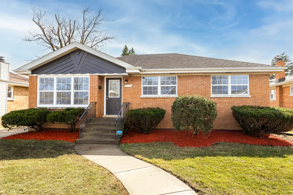 823 E 163rd Street, South Holland, IL 60473 - #1