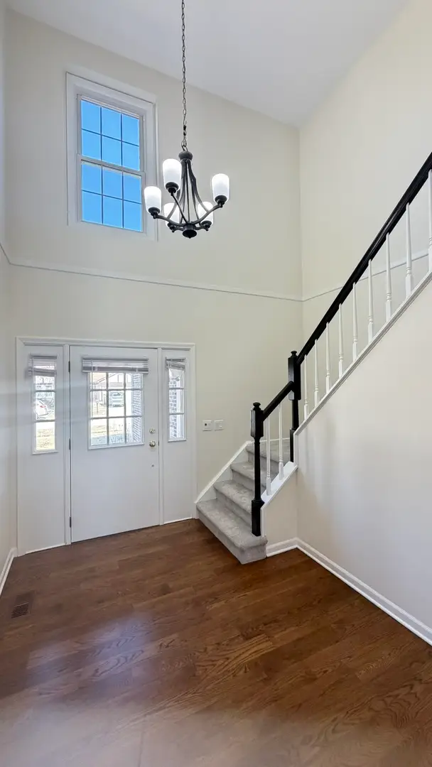 630 Cobblestone Lane, Buffalo Grove, IL 60089 - #3