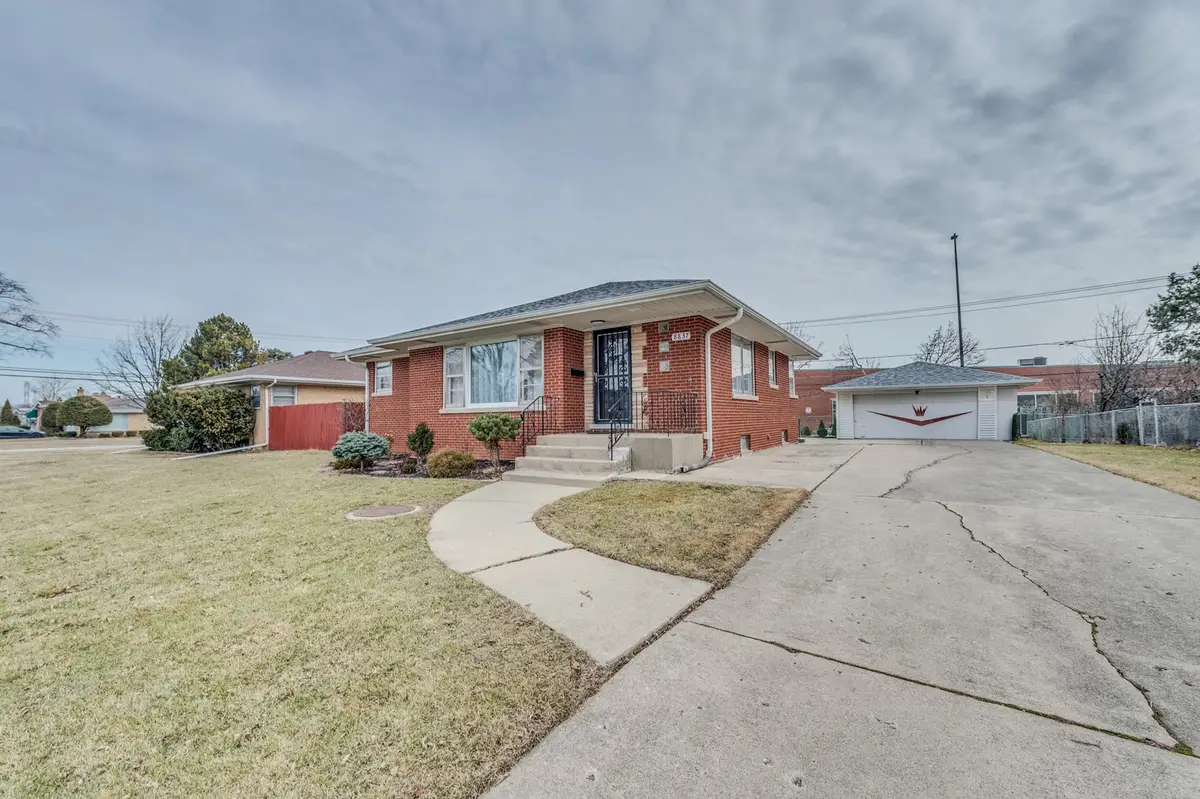 8837 Oketo Avenue, Morton Grove, IL 60053 - #1