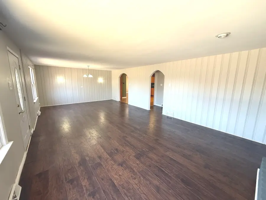 8412 Meadowbrook Drive, Burr Ridge, IL 60527 - #2