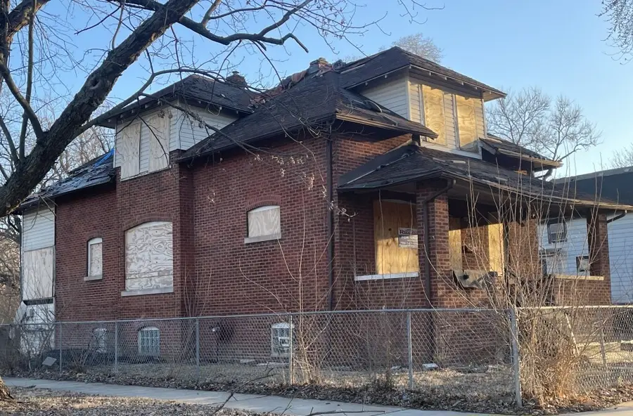 302 E 134th Street, Chicago, IL 60827 - #2