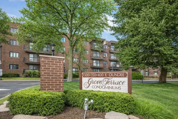 350 E Dundee Road #207B, Buffalo Grove, IL 60089
