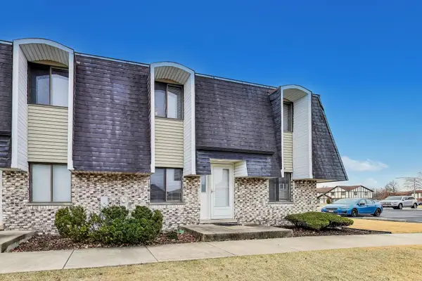 8420 162nd Place #4, Tinley Park, IL 60487