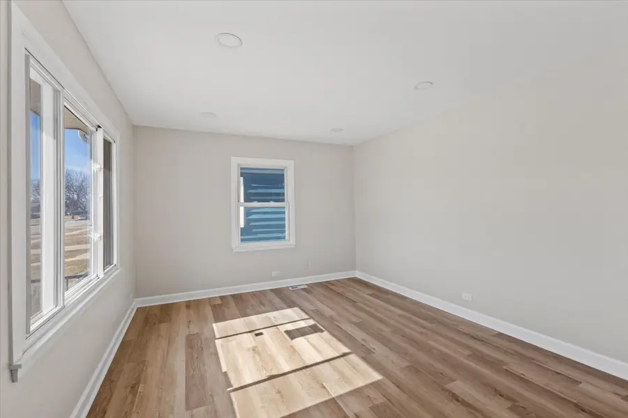 1922 Fargo Avenue, Des Plaines, IL 60018 - #3