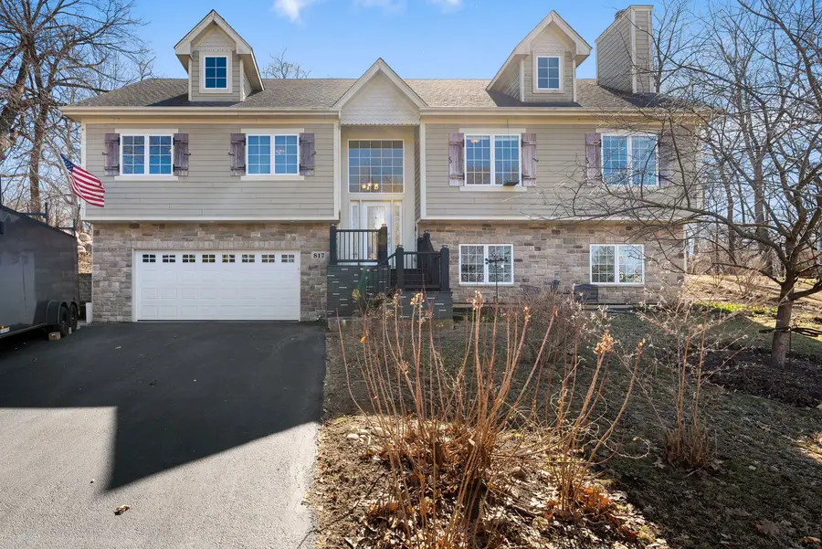 817 Regner Road, McHenry, IL 60051 - #2