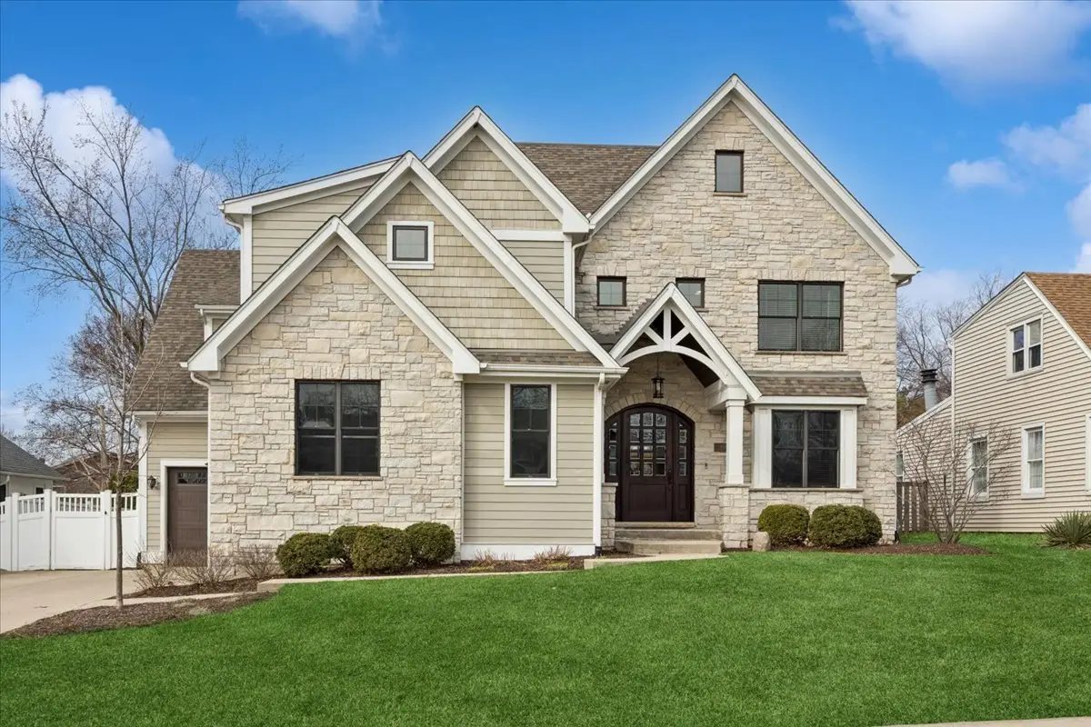 4620 Stonewall Avenue, Downers Grove, IL 60515 - #1