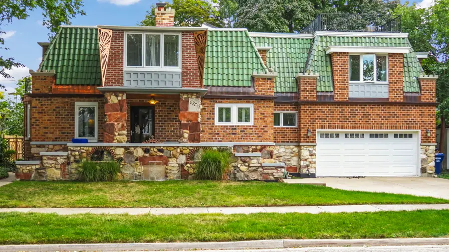 535 N Ashland Avenue, La Grange Park, IL 60526 - #3