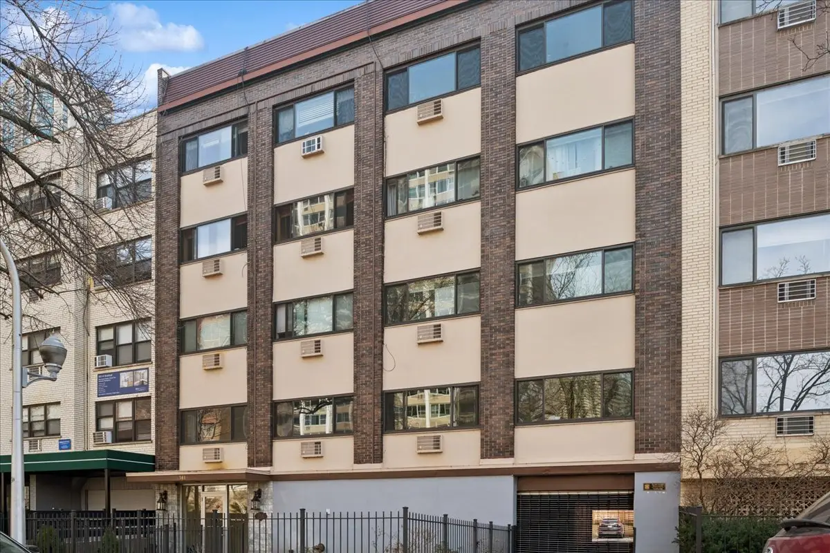 561 W Stratford Place #4C, Chicago, IL 60657 - #1
