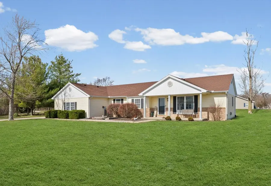 29 Falcon Pass, Camargo, IL 61919 - #3