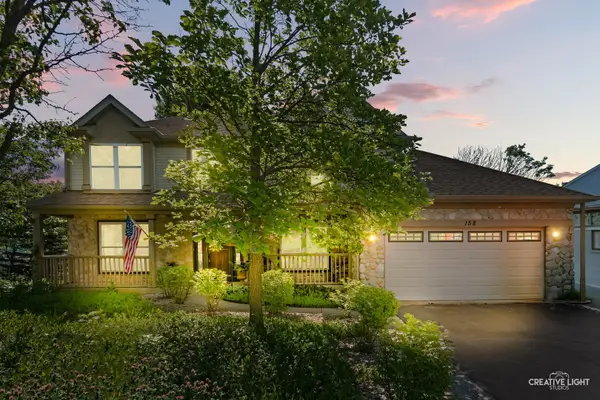158 Edgewater Lane, Sugar Grove, IL 60554