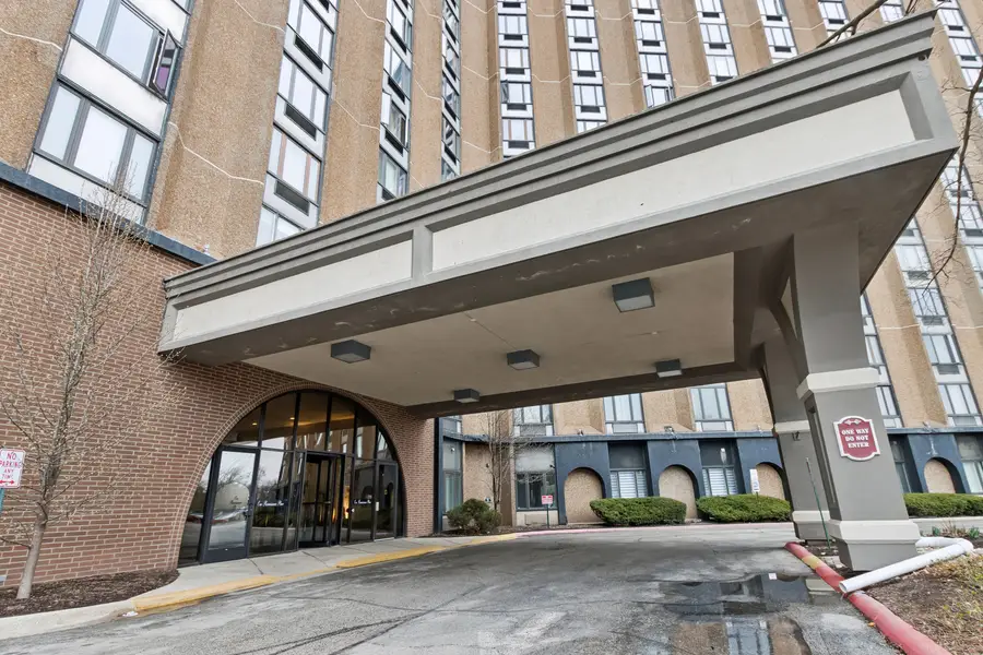 1 Renaissance Place #717, Palatine, IL 60067 - #2