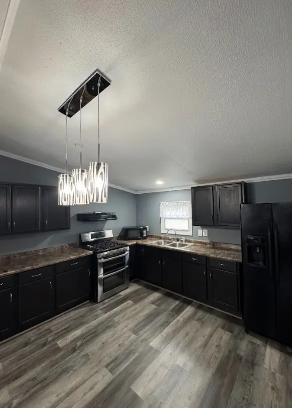 607 Park Avenue, Belvidere, IL 61008 - #3