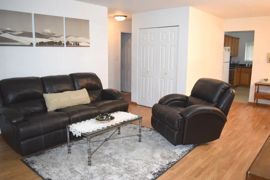 2243 W Nichols Road #31B, Arlington Heights, IL 60004 - #3