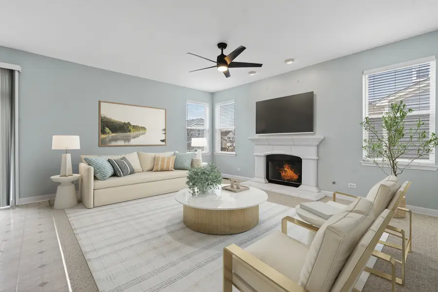 411 Hopkins Avenue, Elgin, IL 60124 - #2