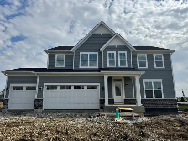 17431 S Victoria Lane, Lockport, IL 60441