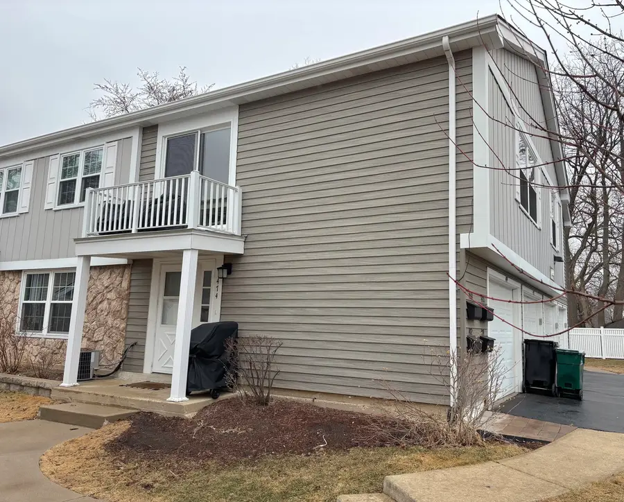 1474 Timber Trail #D, Wheaton, IL 60189 - #2