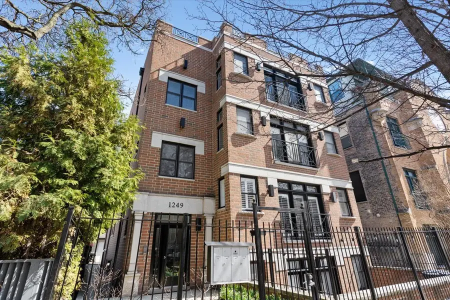 1249 N Wolcott Avenue #2, Chicago, IL 60622 - #2