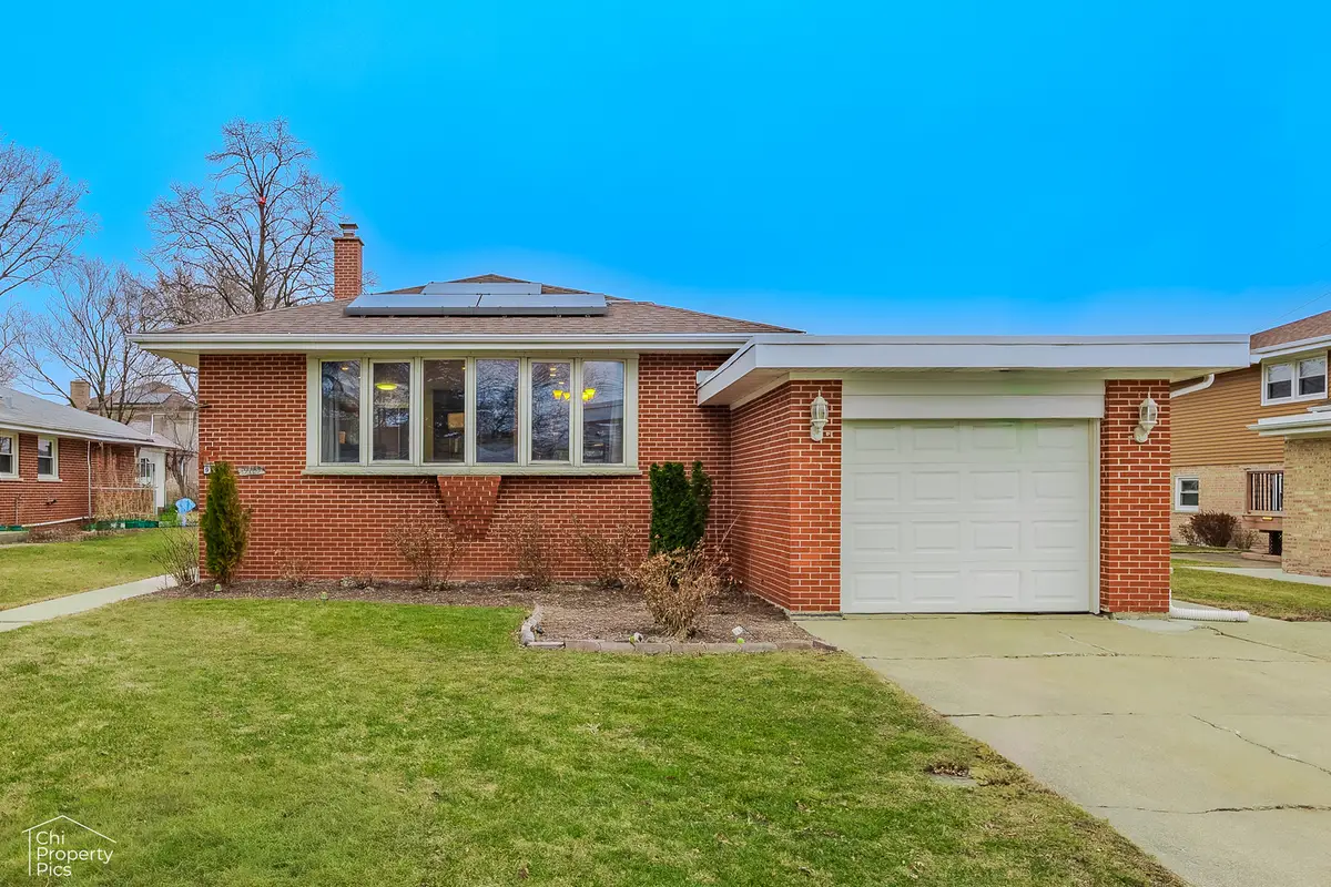 9113 Belleforte Avenue, Morton Grove, IL 60053 - #1