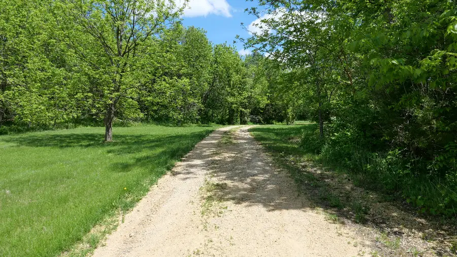 2346 W Longhollow Road, Elizabeth, IL 61028 - #2