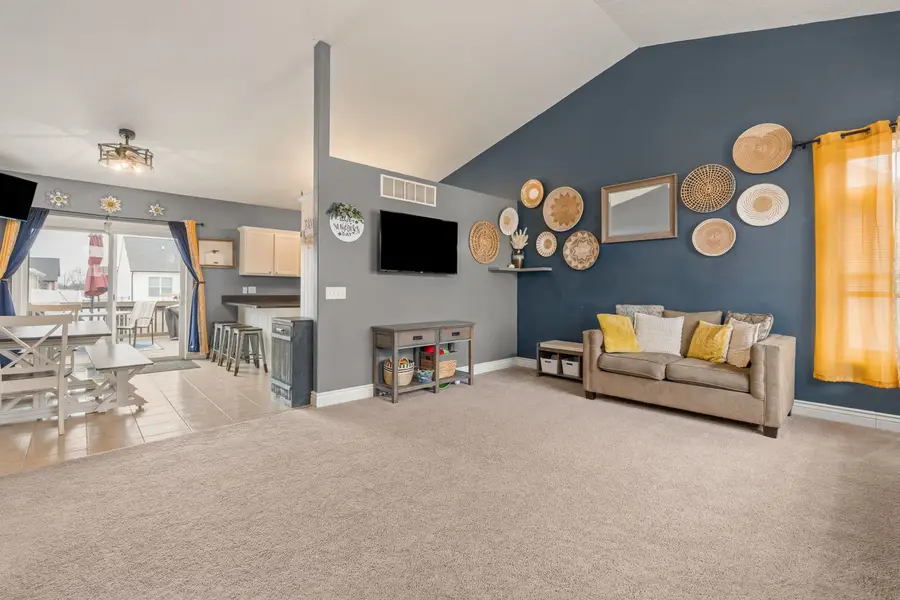 4703 W 13th Street, Davenport, IA 52804 - #3