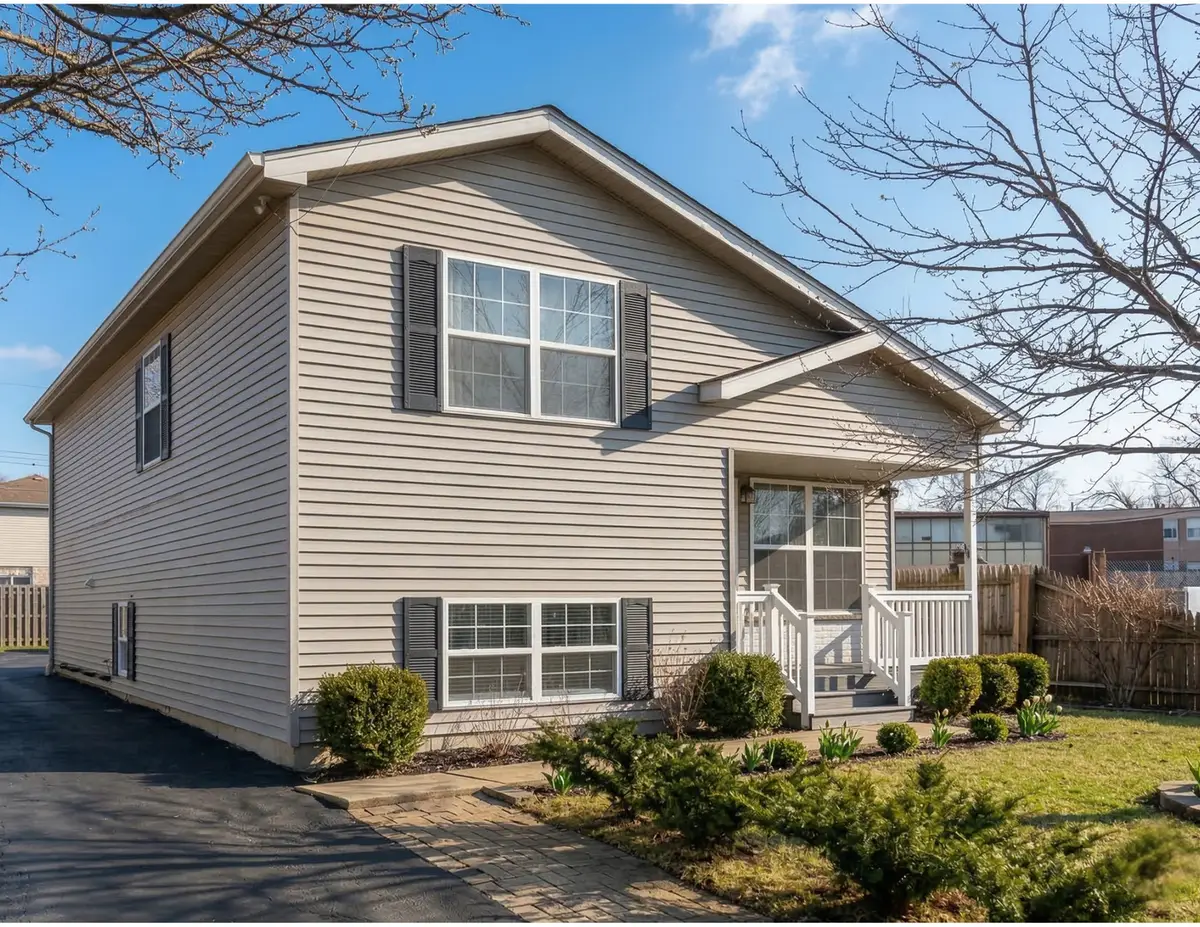 2223 New York Street, Waukegan, IL 60087 - #1