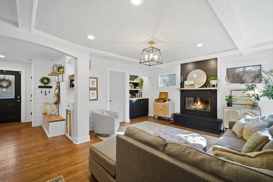 501 Elm Avenue, Geneva, IL 60134 - #3