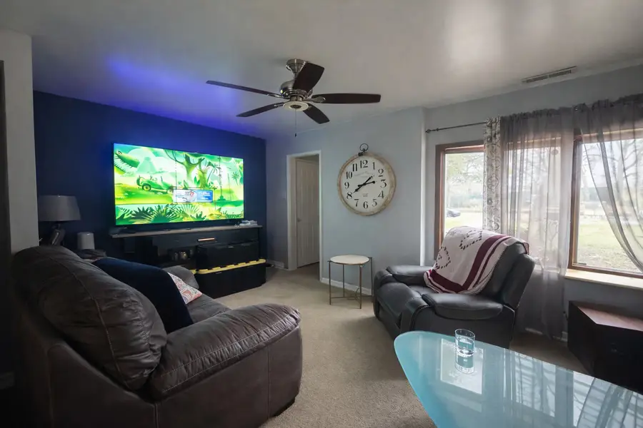 8728 S Rockwell Avenue, Evergreen Park, IL 60805 - #2