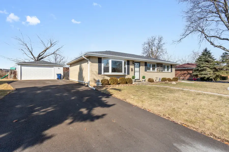 715 W Hillside Drive, Bensenville, IL 60106 - #2