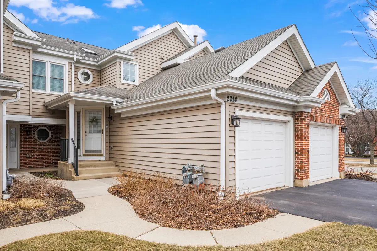 2014 N Stillwater Road, Arlington Heights, IL 60004 - #1
