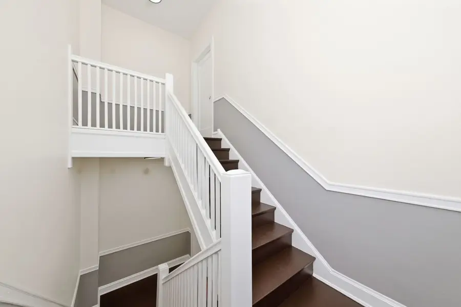 8024 S Vernon Avenue, Chicago, IL 60619 - #3