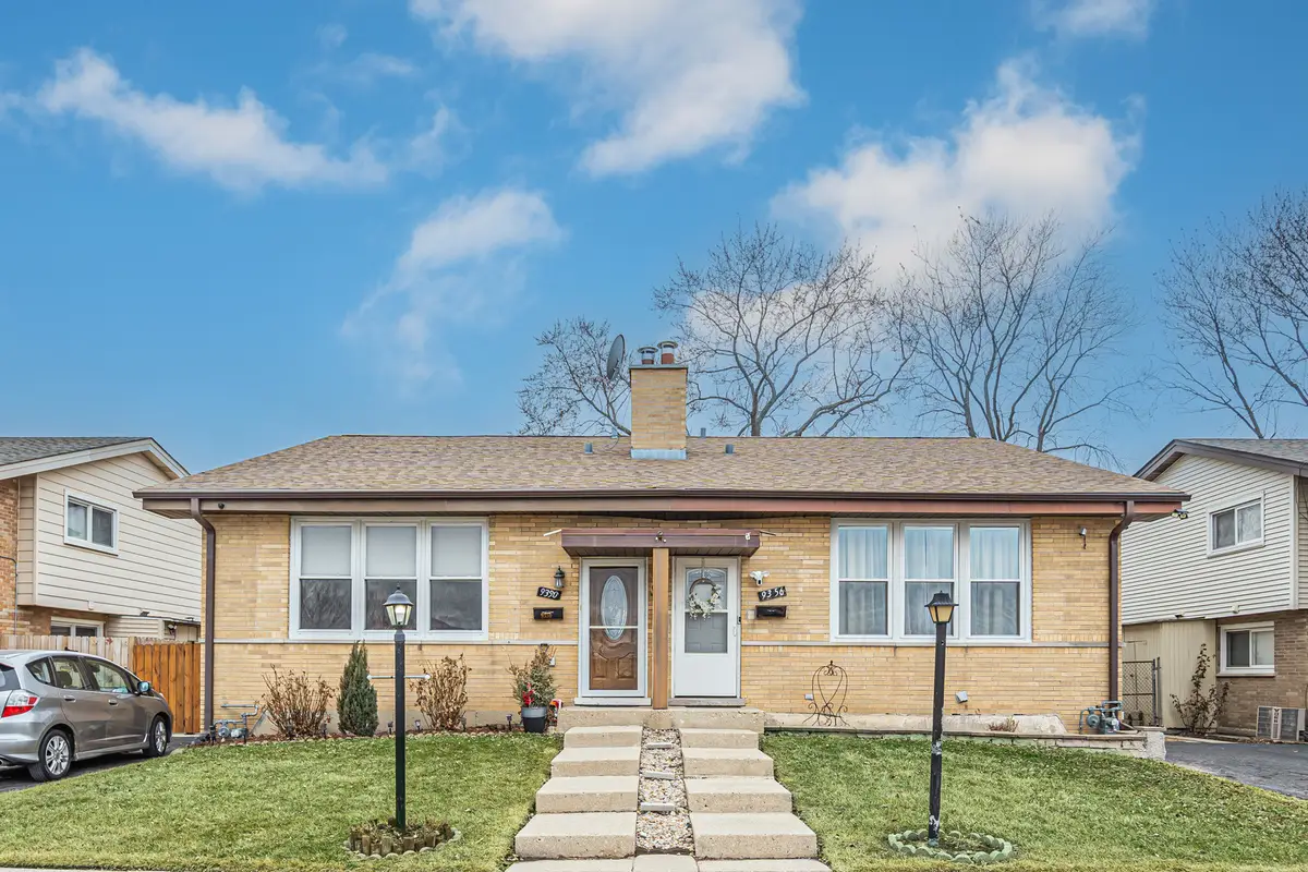 9356 N Parkside Avenue, Des Plaines, IL 60016 - #1