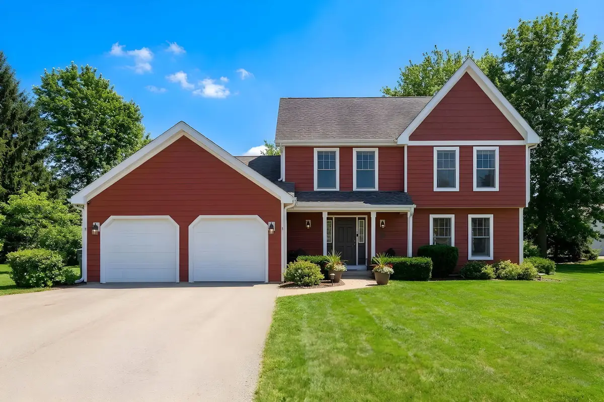 11N215 Capulet Circle, Elgin, IL 60124 - #1