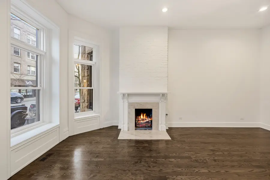 2107 N Clark Street, Chicago, IL 60614 - #3