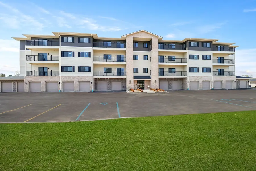 2034 W 75th Place #38, Merrillville, IN 46410 - #2