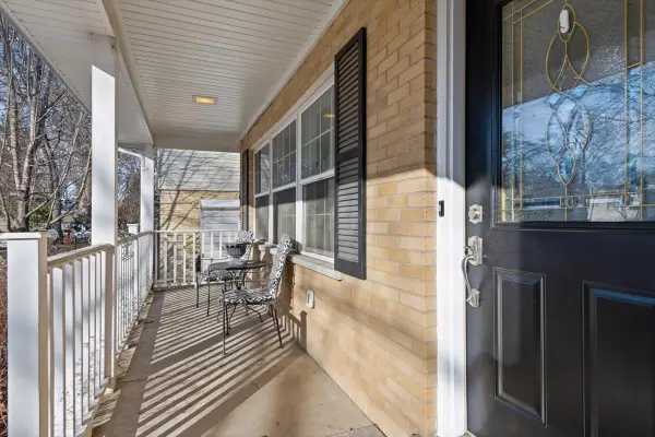 141 Kainer Avenue, Barrington, IL 60010