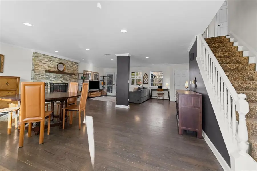 141 Kainer Avenue, Barrington, IL 60010 - #2