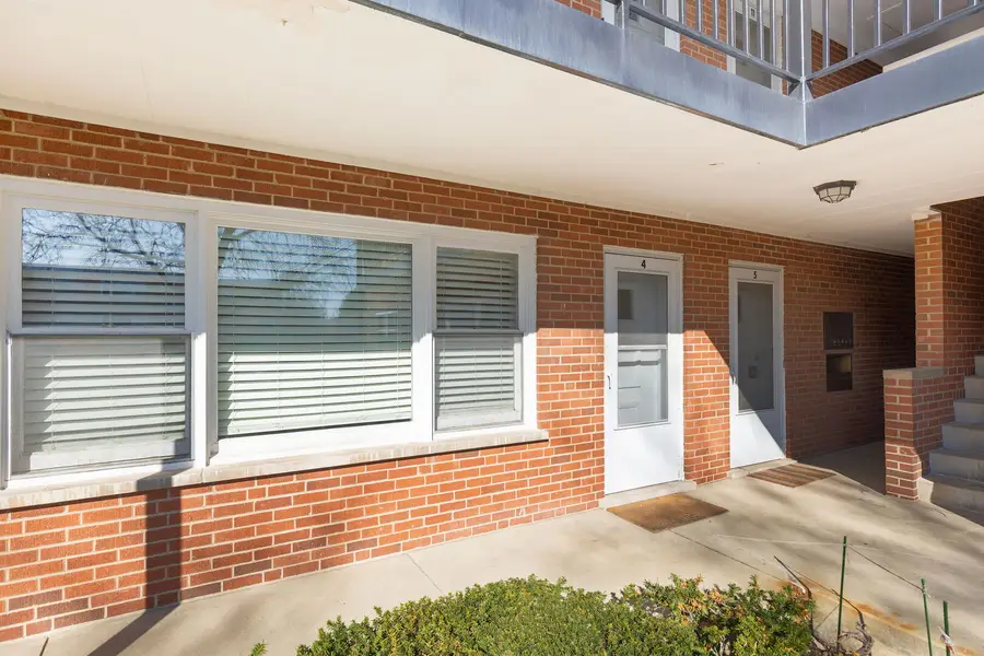 720 N Western Avenue #4, Park Ridge, IL 60068 - #3