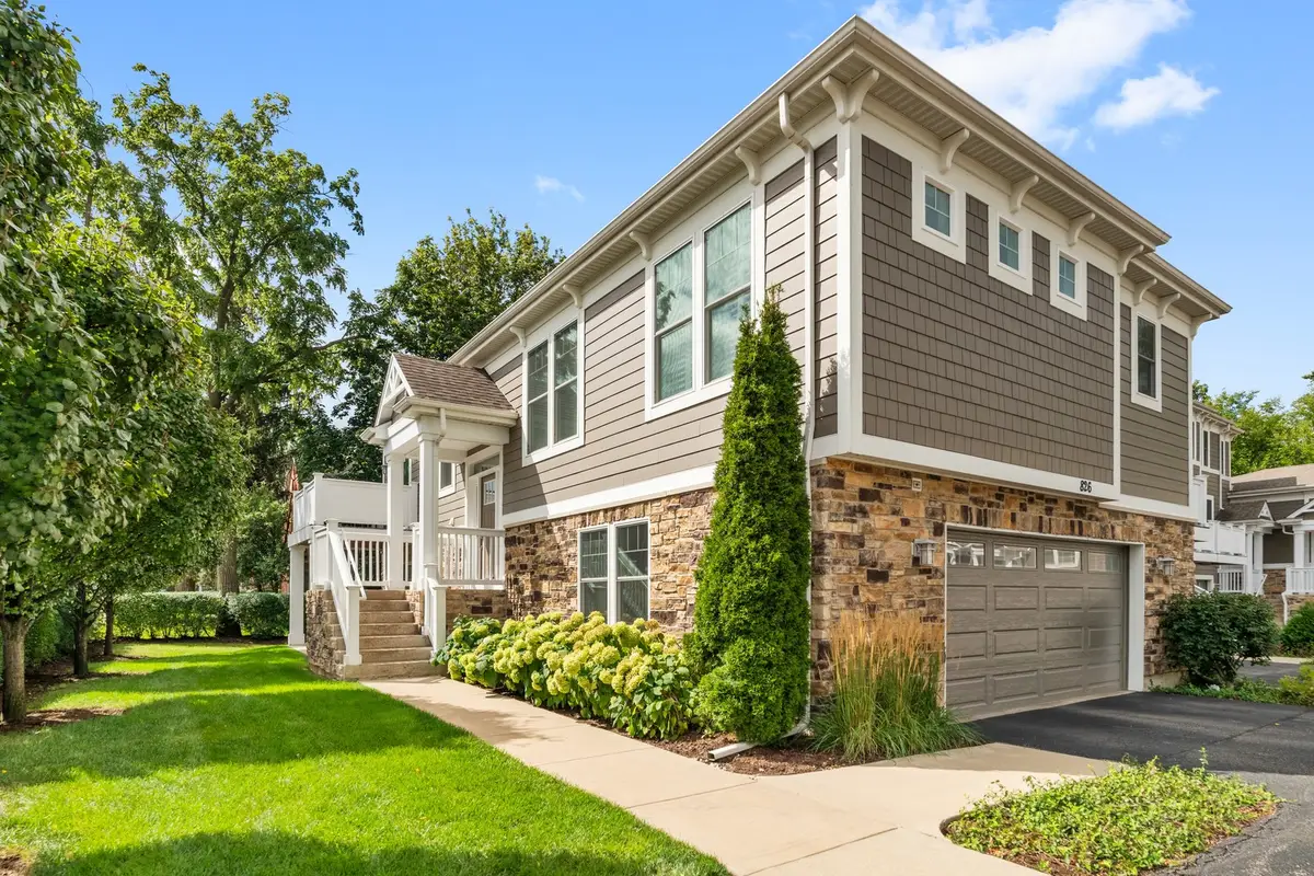 826 Chestnut Street, Deerfield, IL 60015 - #1