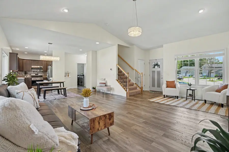 313 11th Avenue A Court, Silvis, IL 61282 - #2