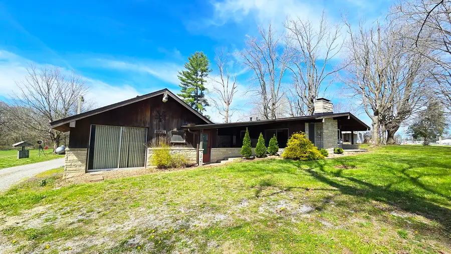 15019 N Illnois Hwy 37, Mount Vernon, IL 62864 - #3