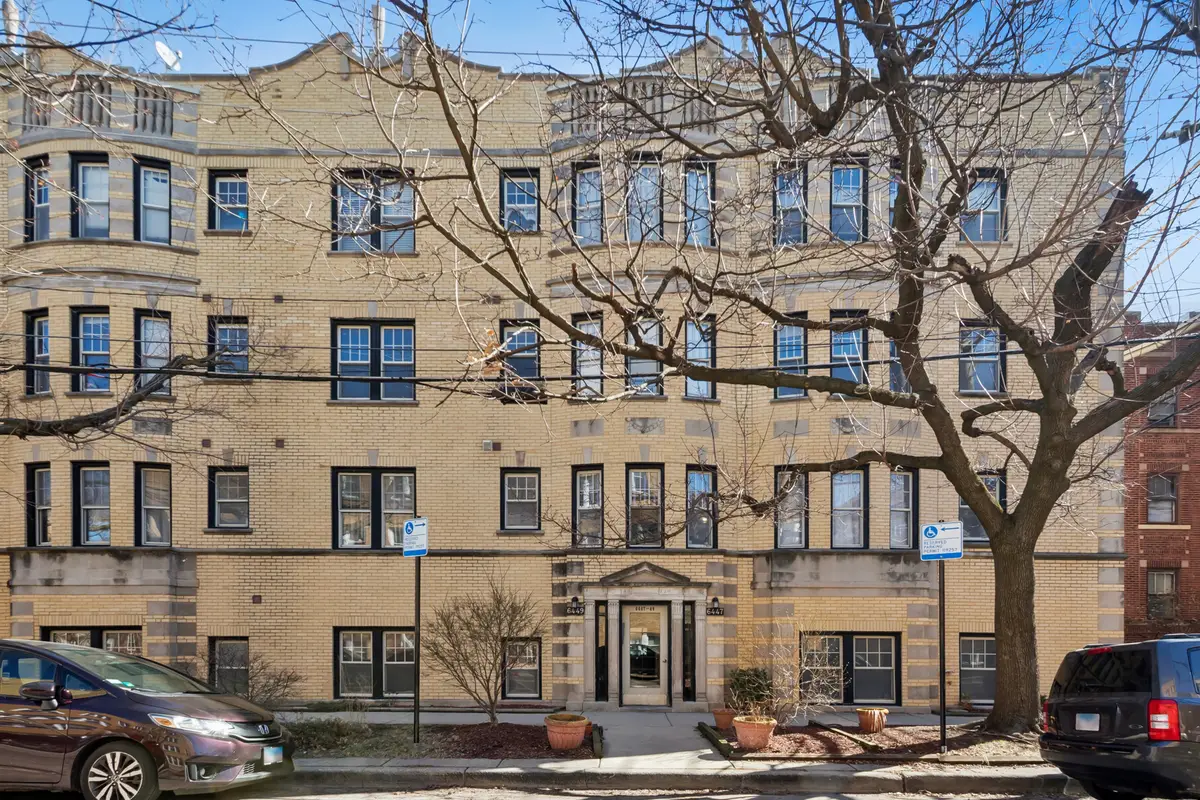6449 N Seeley Avenue #1, Chicago, IL 60645 - #1