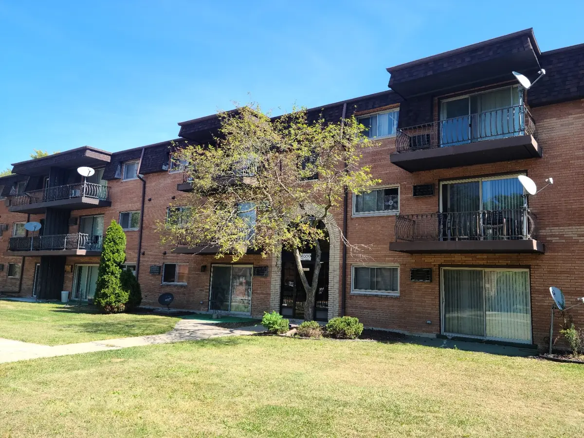 18550 S Torrence Avenue #23, Lansing, IL 60438 - #1
