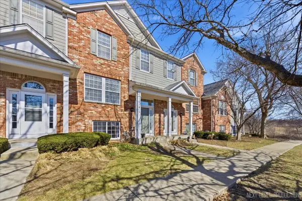 1015 Reserve Drive, Elgin, IL 60124