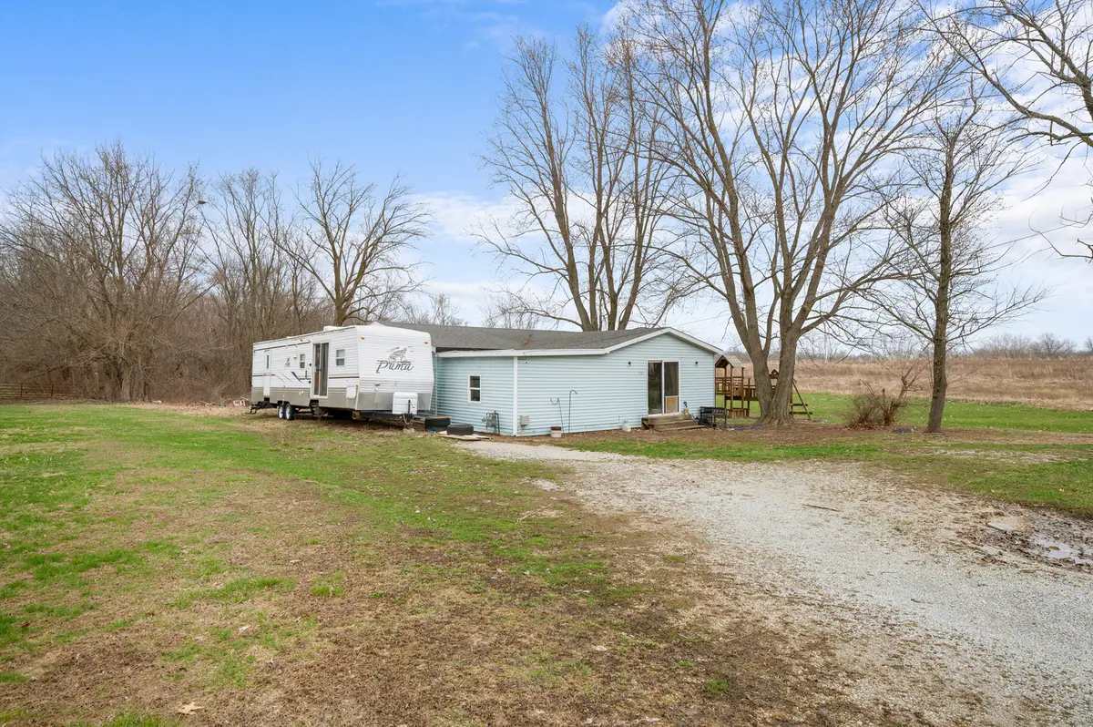 525 E Maple Street, Westfield, IL 62474 - #1