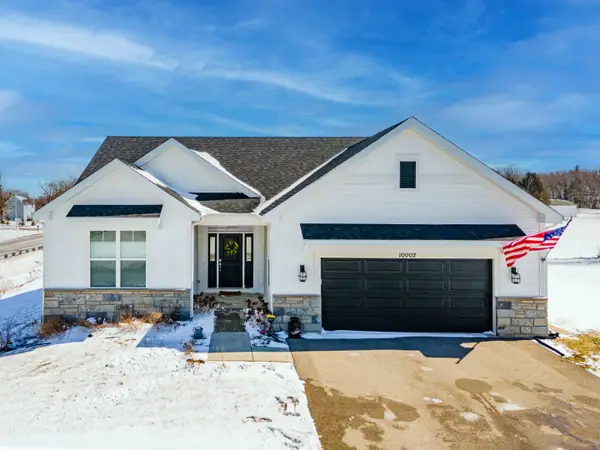 10002 Woodland Drive, Hebron, IL 60034