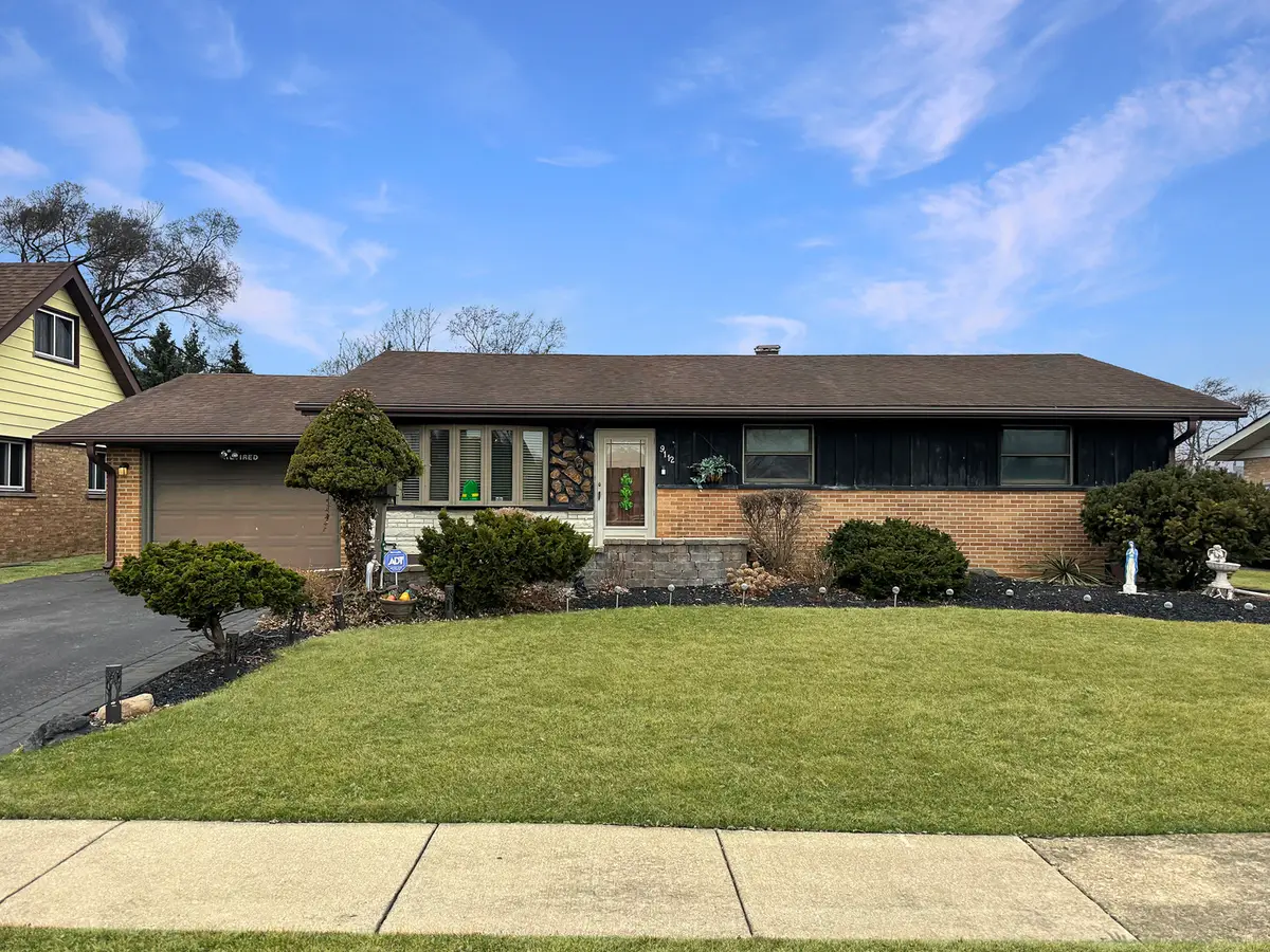 9112 Homestead Lane, Bridgeview, IL 60455 - #1